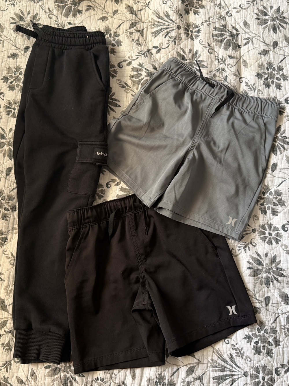 Boys HURLEY Shorts & Sweats 7